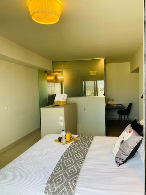 Luxury Maisonette With Shared Pool Athen Eksteriør billede